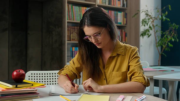 How to Write Essays That Are Suitable for Academic Assessment