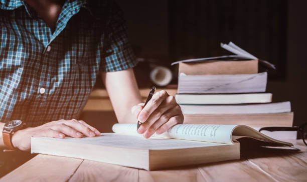 How to Write Original Coursework Without Losing Focus